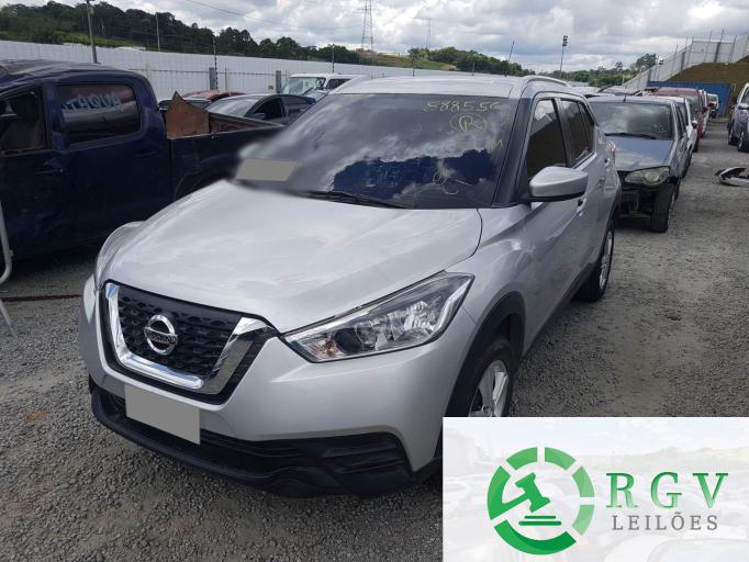 NISSAN KICKS 18/18