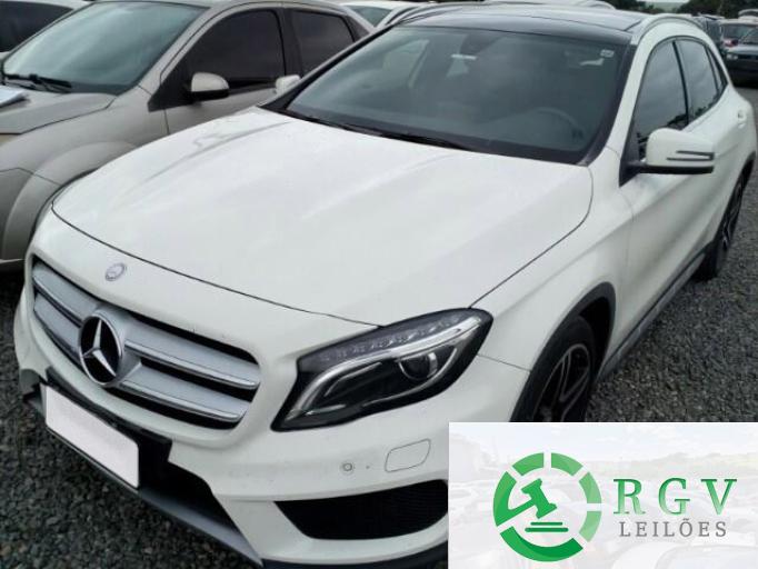 MERCEDES BENZ GLA 250 17/17