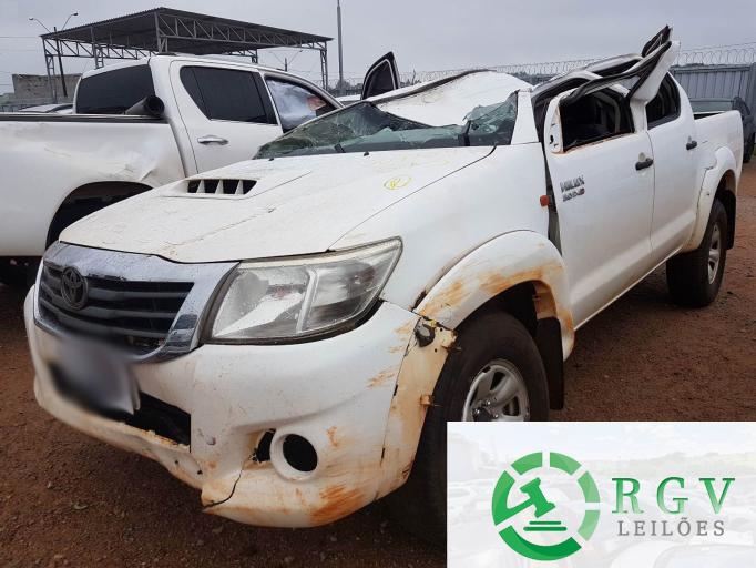 TOYOTA HILUX CD 14/15