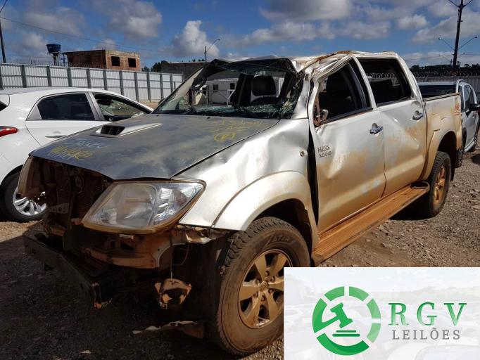 TOYOTA HILUX CD 11/11